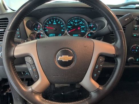 Used 2011 Chevrolet Silverado 1500 LT w/ All-Star Edition AWD/4WD image 17