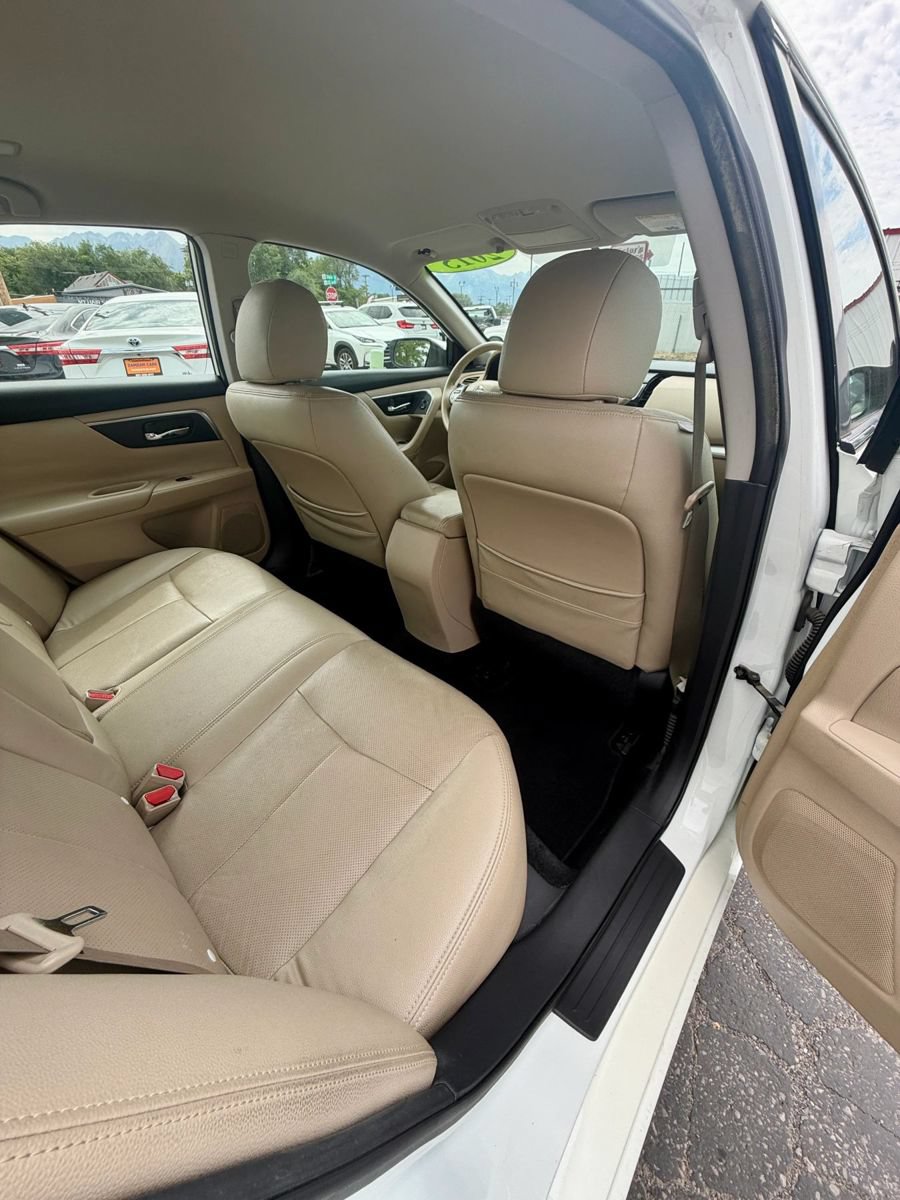 Used 2015 Nissan Altima 2.5 S w/ Sport Value Package FWD image 18