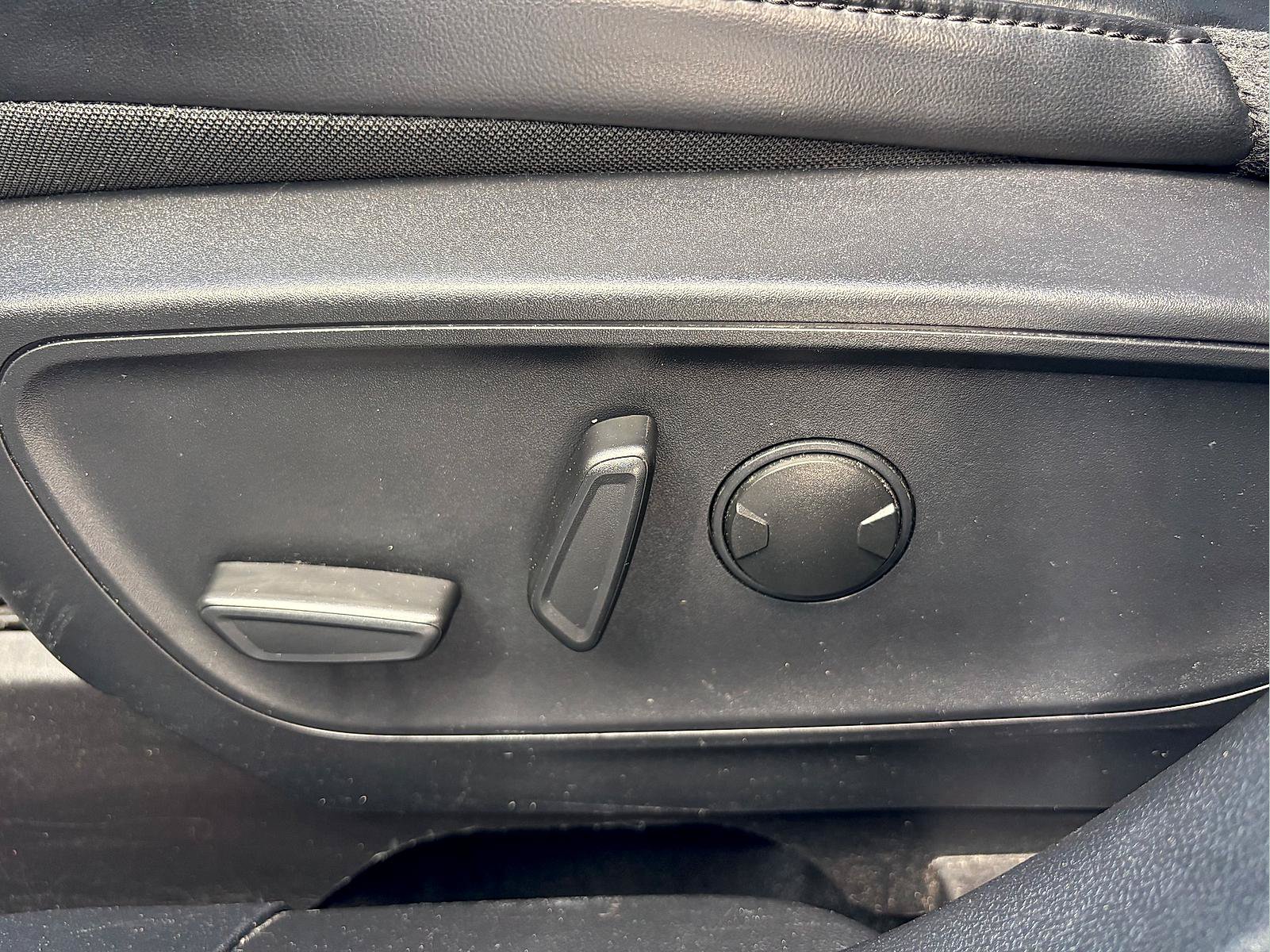 Used 2025 Ford Escape ST-Line Select AWD/4WD image 15