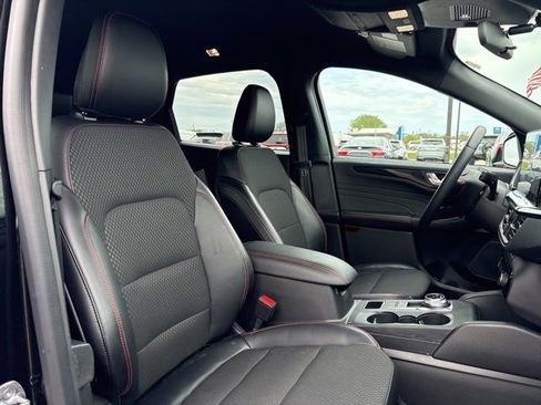 Used 2024 Ford Escape ST-Line w/ Tech Pack #1 image 11