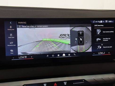 Used 2025 BMW X3 xDrive30i w/ Premium Package image 6