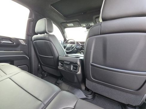 Used 2025 GMC Sierra 1500 AT4X AWD/4WD image 17