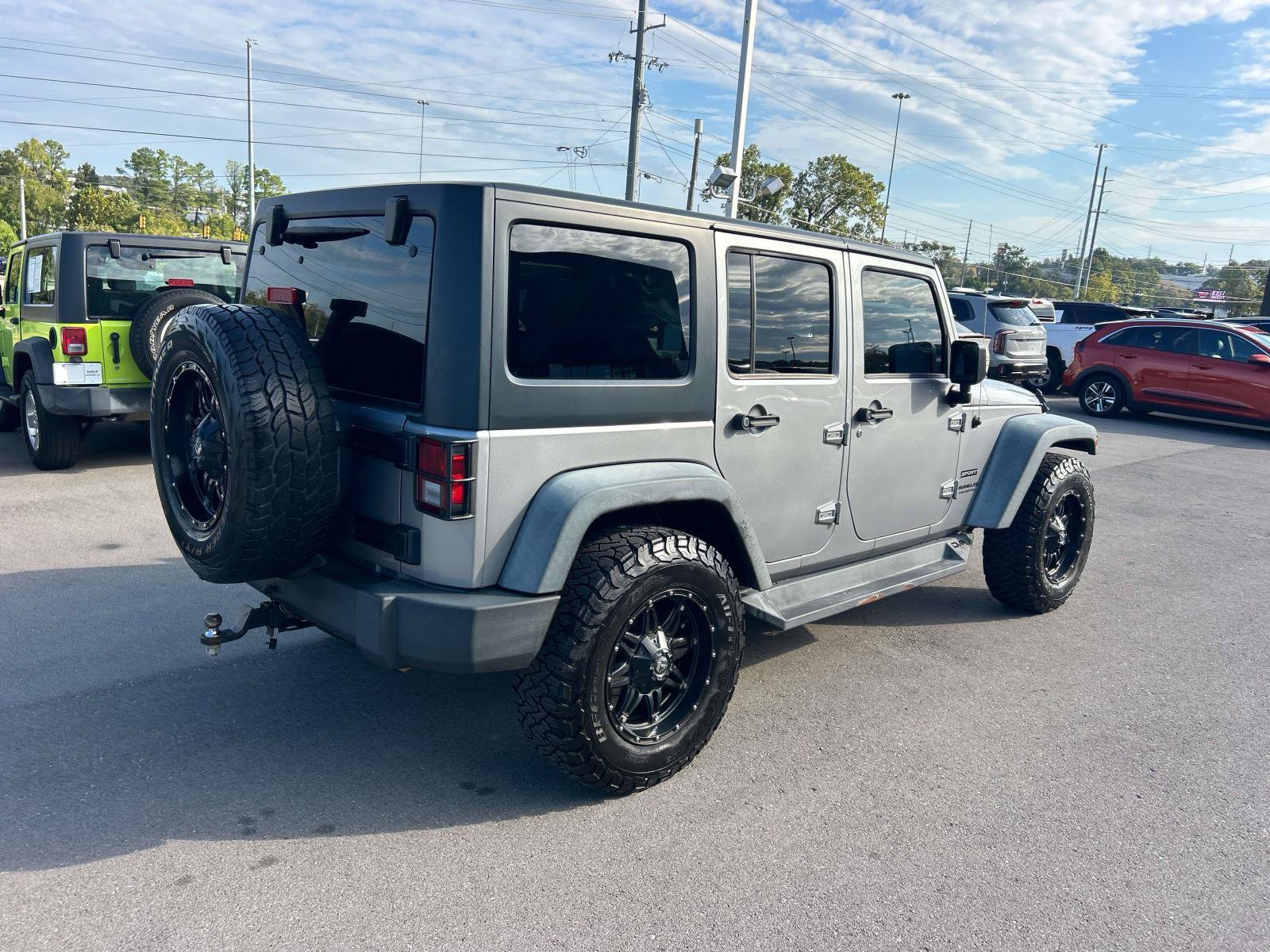 Used 2017 Jeep Wrangler Unlimited Sport w/ Quick Order Package 24S AWD/4WD image 3