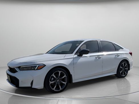 Used 2026 Honda Civic Sport Touring image 2