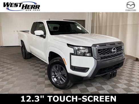 Used 2025 Nissan Frontier SV image 1