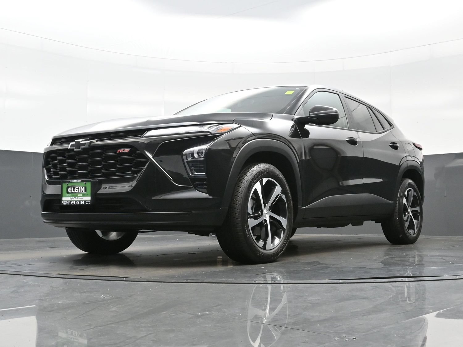 Used 2024 Chevrolet Trax RS w/ Driver Confidence Package FWD image 28