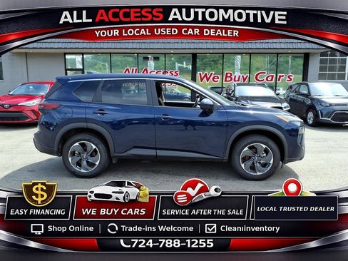 Used 2024 Nissan Rogue SV FWD image 1