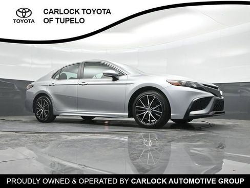 Used 2022 Toyota Camry SE FWD image 38