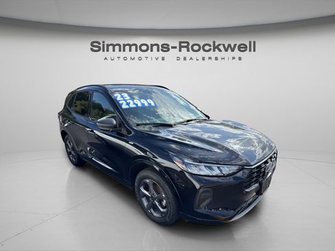 Used 2023 Ford Escape ST-Line image 26