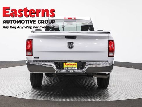 Used 2020 RAM 1500 Classic SLT image 6