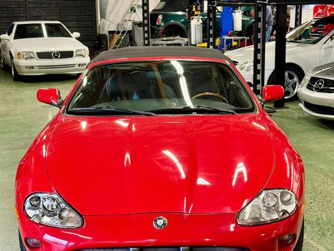 Used 2000 Jaguar XK8 Convertible RWD image 4