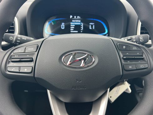 New 2026 Hyundai Venue SE image 22