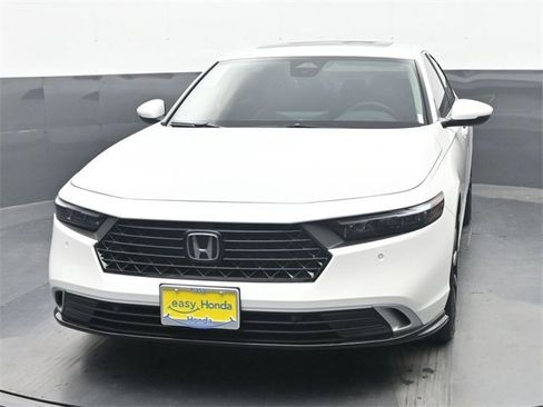 Certified 2024 Honda Accord Touring image 3