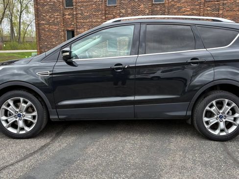 Used 2015 Ford Escape Titanium w/ Equipment Group 301A AWD/4WD image 5
