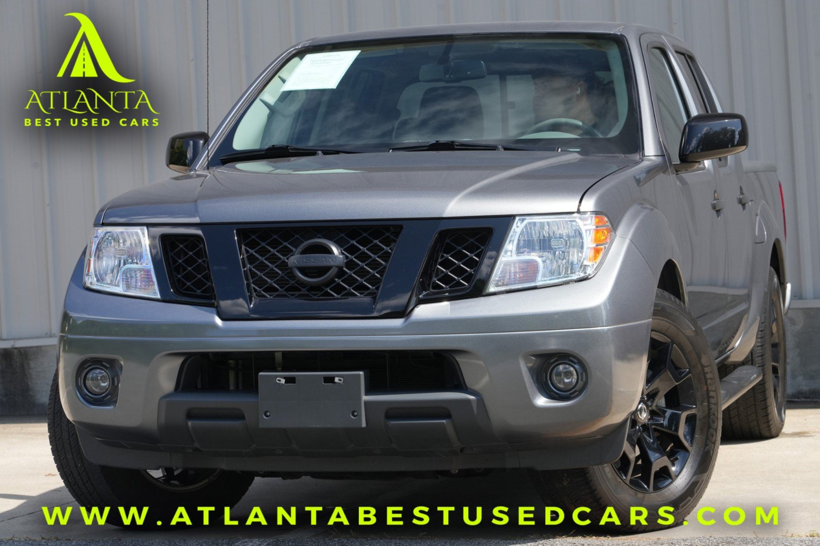 Used 2020 Nissan Frontier SV w/ Midnight Edition Floor Mats RWD image 1