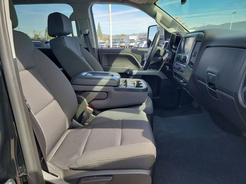 Used 2019 Chevrolet Silverado 2500 LT w/ Midnight Edition image 24