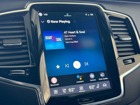 Certified 2023 Volvo XC90 T8 Ultimate AWD/4WD image 18