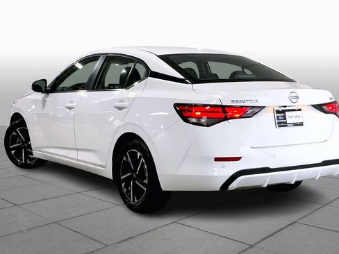 Used 2024 Nissan Sentra SV image 11