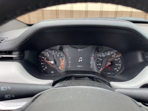 Used 2025 Jeep Compass Limited AWD/4WD image 17