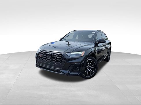 Certified 2023 Audi SQ5 Premium Plus w/ Premium Plus Package AWD/4WD image 3