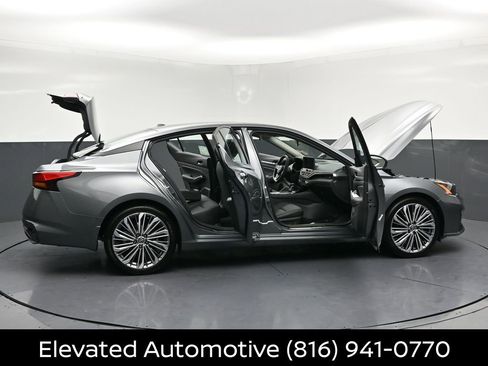 Certified 2025 Nissan Altima 2.5 SL FWD image 37