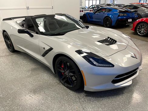 Used 2015 Chevrolet Corvette Stingray Convertible w/ 3LT Preferred Equipment Group image 4