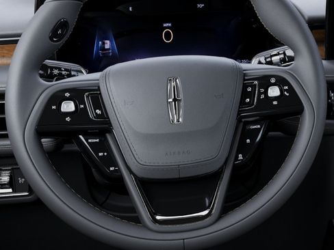 New 2027 Lincoln Aviator Reserve AWD/4WD image 12