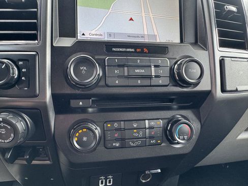 Used 2018 Ford F150 XLT w/ Equipment Group 302A Luxury AWD/4WD image 22
