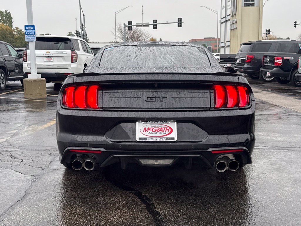 Used 2018 Ford Mustang GT Premium w/ Black Accent Package RWD image 10