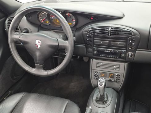 Used 2001 Porsche Boxster image 7