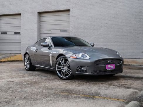 Used 2009 Jaguar XKR R image 29