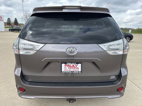 Used 2020 Toyota Sienna SE Premium AWD/4WD image 4