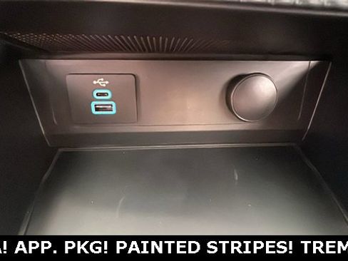 New 2025 Ford Mustang Dark Horse image 24