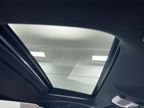 Used 2023 Lexus RX 350 Premium image 25