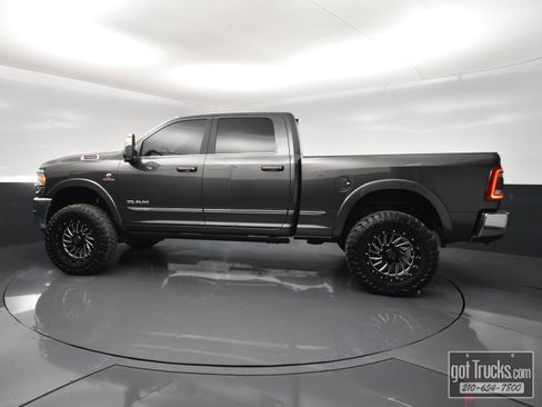 Used 2024 RAM 2500 Limited AWD/4WD image 3