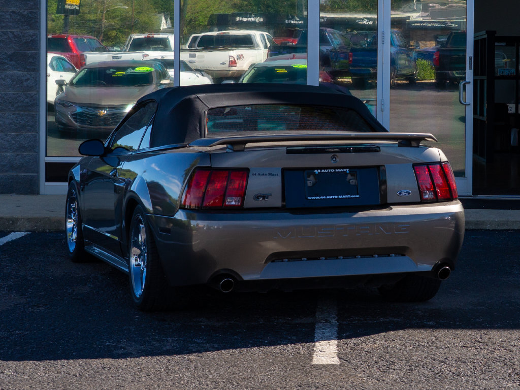 Used 2002 Ford Mustang GT RWD image 4