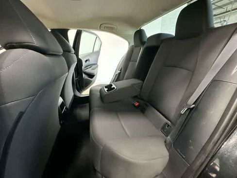 Used 2022 Toyota Corolla LE FWD image 17