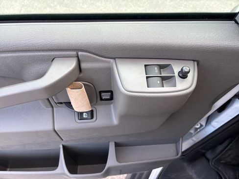 New 2025 Chevrolet Express 2500 LS w/ Enhanced Convenience Package image 12