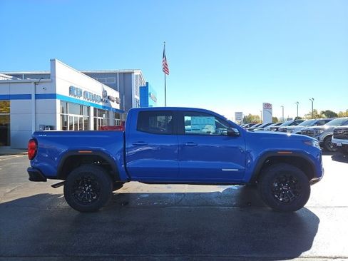 New 2026 GMC Canyon Elevation w/ Convenience Package image 14