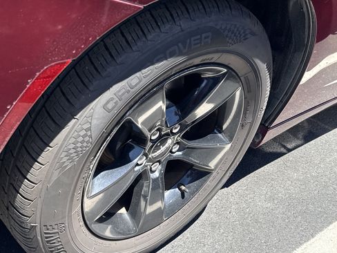 Used 2019 Dodge Charger SXT w/ Blacktop Package RWD image 11