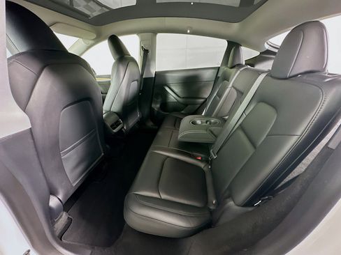 Used 2023 Tesla Model Y Long Range image 25