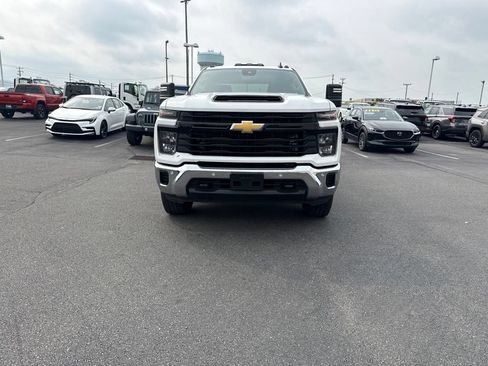 Used 2025 Chevrolet Silverado 3500 W/T w/ WT/CX Safety Package AWD/4WD image 8