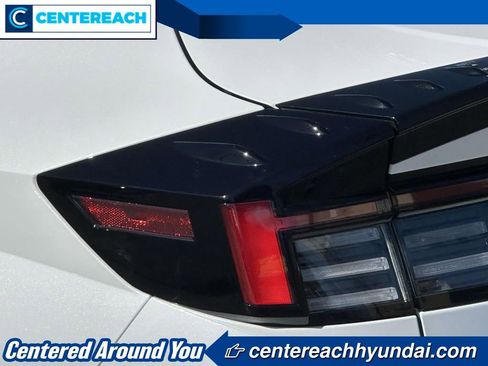 Used 2024 Hyundai Sonata SEL FWD image 8