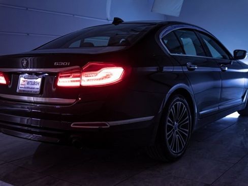 Used 2019 BMW 530i xDrive image 40