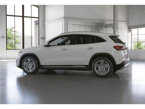 Certified 2023 Mercedes-Benz GLA 250 4MATIC image 33