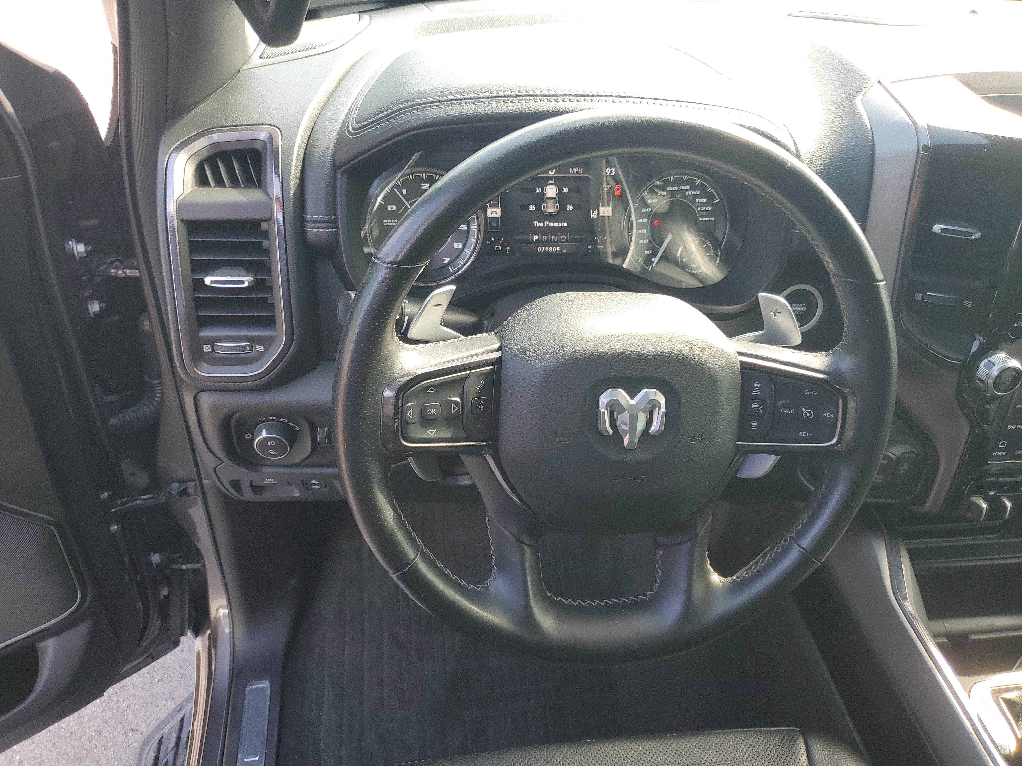 Used 2022 RAM 1500 Laramie AWD/4WD image 15