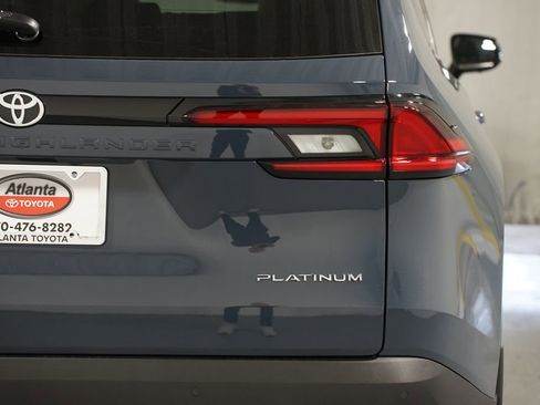 New 2026 Toyota Grand Highlander Platinum image 10