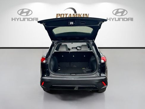 Used 2022 Toyota Corolla Cross L FWD image 24