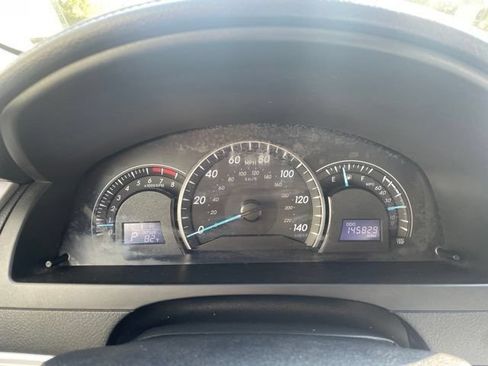 Used 2012 Toyota Camry LE FWD image 6