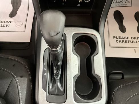 Used 2022 Chevrolet Colorado LT w/ Fleet Safety Package image 21